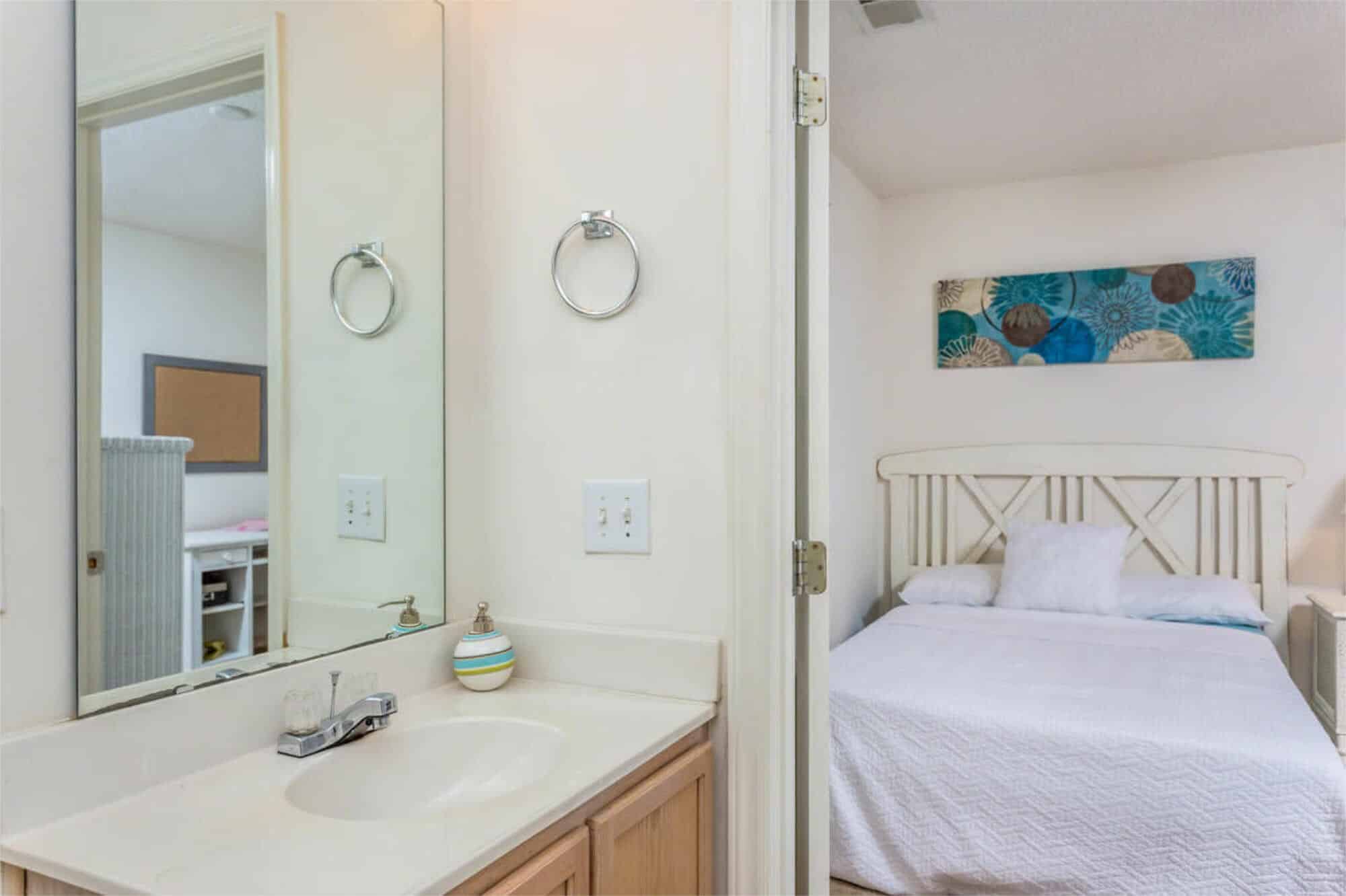 raleigh off campus apartments near nc state university private bathroom private bedroom